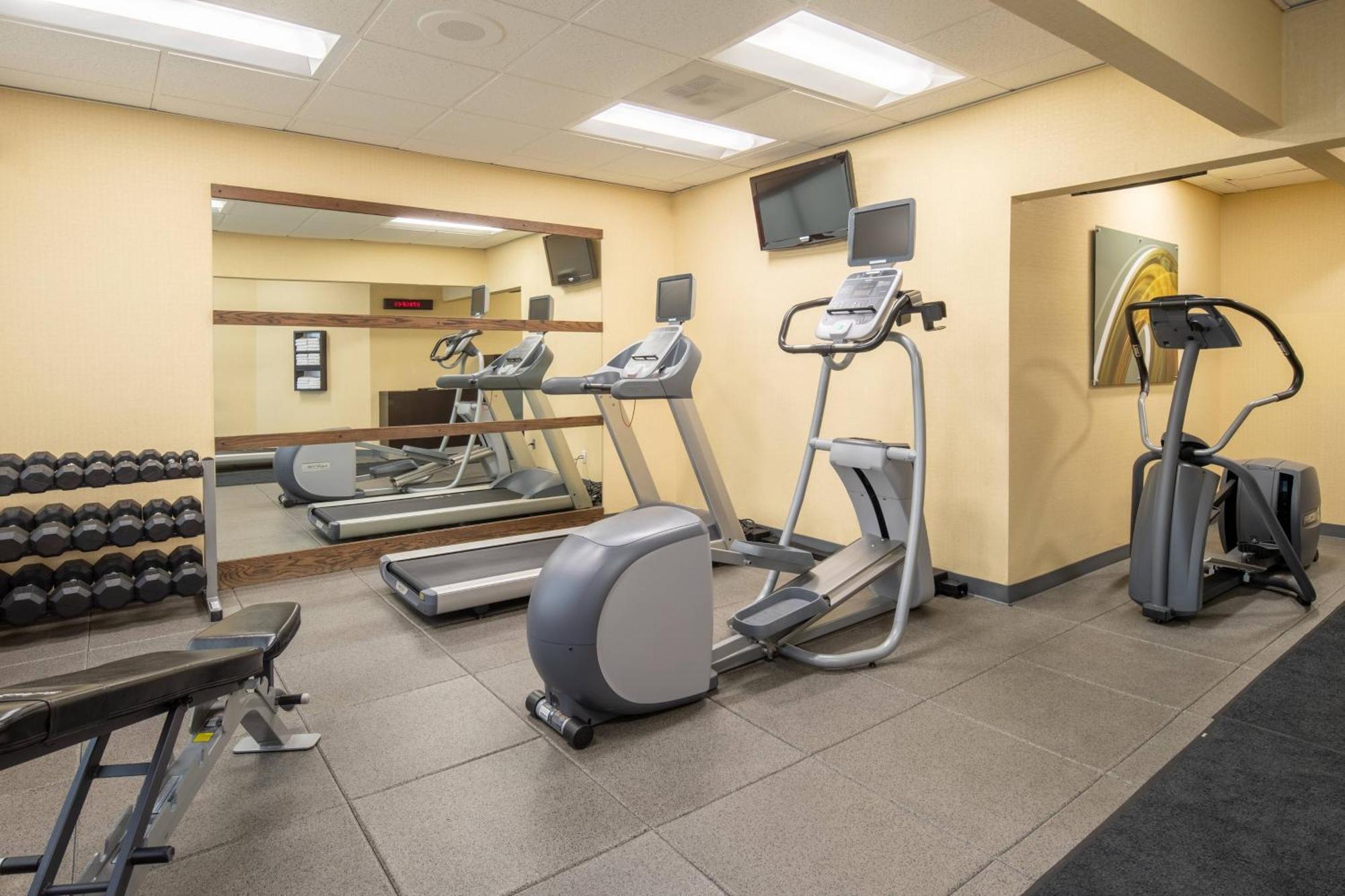 Hotel Courtyard By Marriott Airport Portland