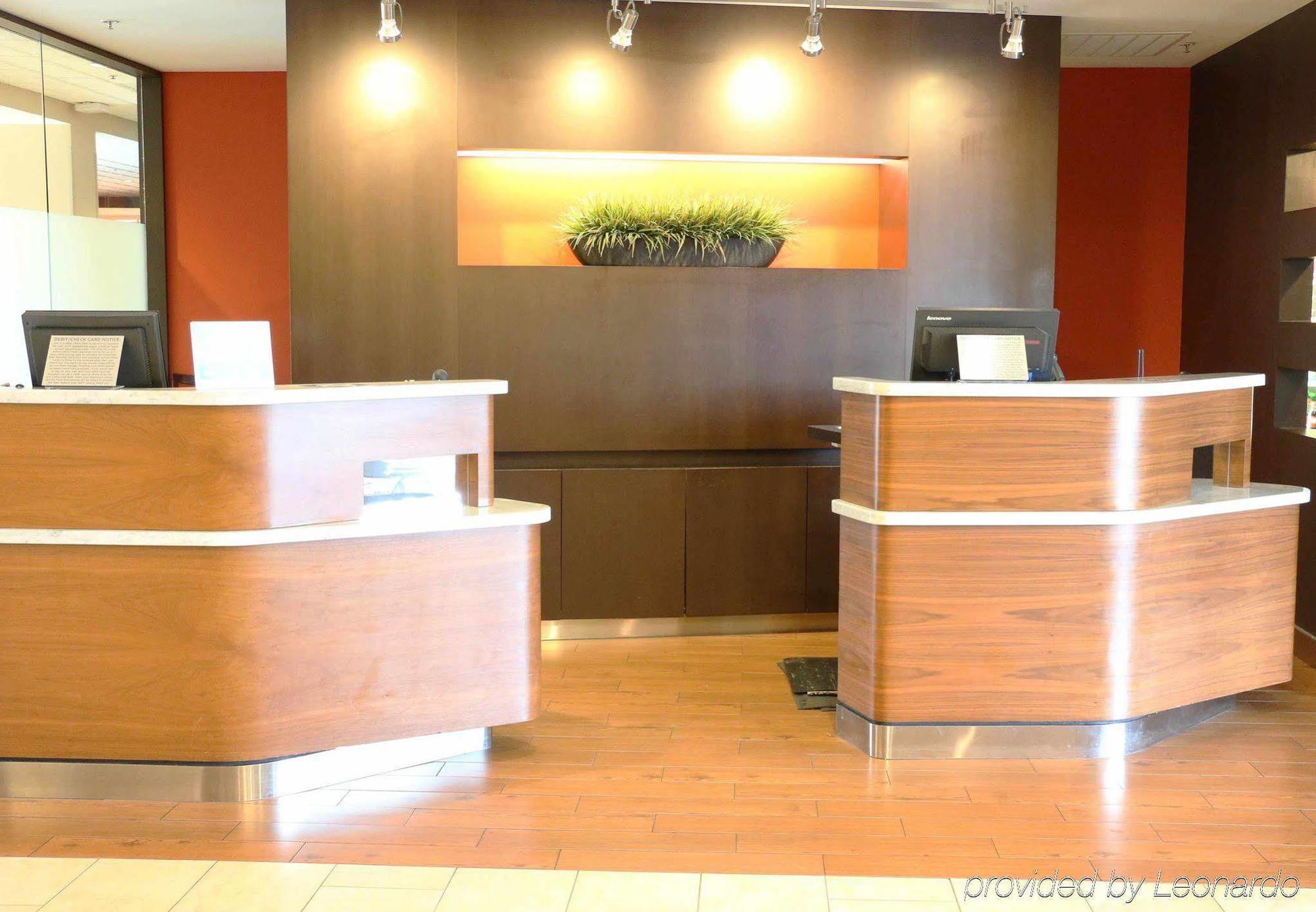 Courtyard By Marriott Airport Hotel Portland